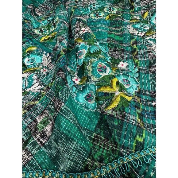 Green Handmade Ruffle Embroidered Floral Waist Apron 31" - Picture 6 of 9